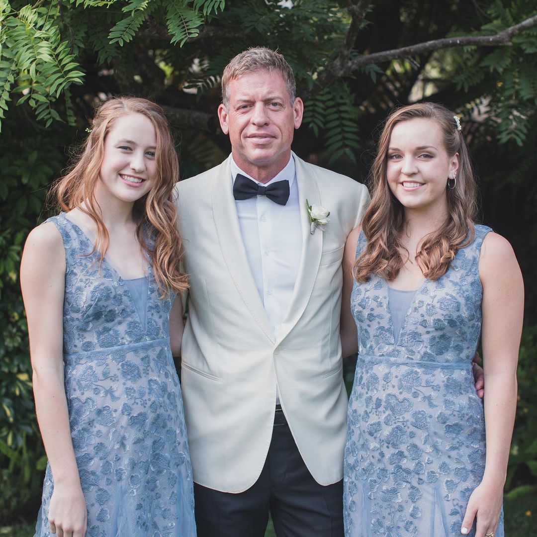 Troy Aikman alongside his two daughters, Jordan and Alexa